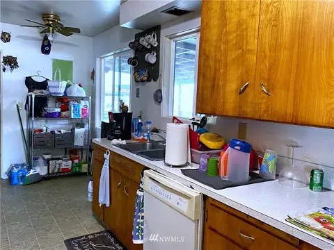 1252 9th Ave, Longview, WA 98632 photo 5