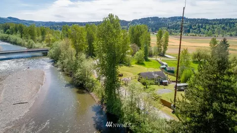 18310 Leach Rd E, Orting, WA 98360 photo 2