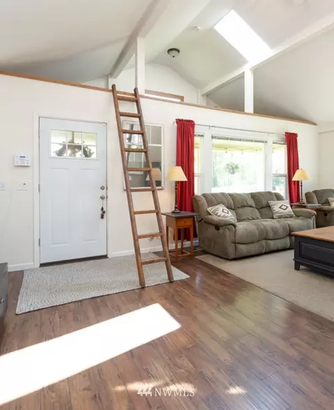 18310 Leach Rd E, Orting, WA 98360 photo 11