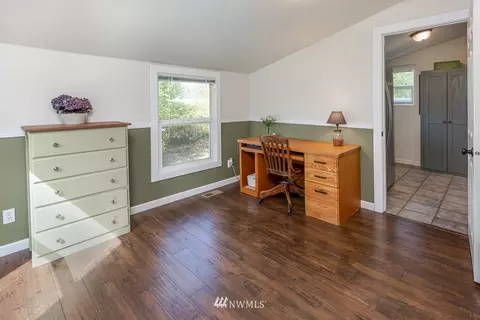 18310 Leach Rd E, Orting, WA 98360 photo 22
