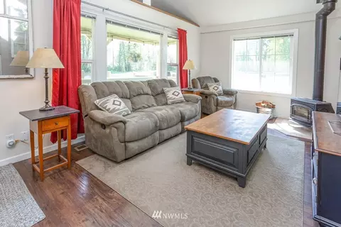 18310 Leach Rd E, Orting, WA 98360 photo 10