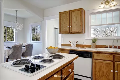 2428 Cedar St, Everett, WA 98201 photo 6