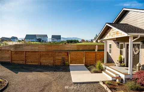 253 Ardmore Pl, Sequim, WA 98382 photo 3