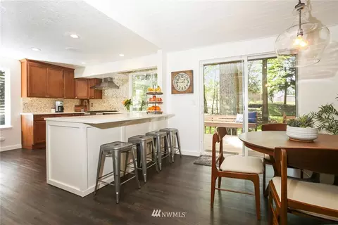 218 221st St SW, Bothell, WA 98021 photo 9