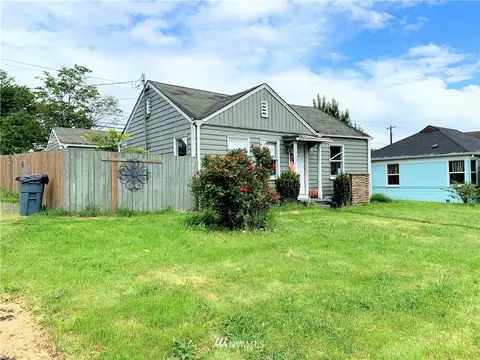1303 Maple St, Everett, WA 98201 photo 2