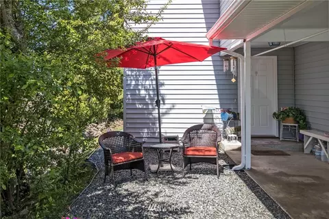 309 Bedrock Dr, Everett, WA 98203 photo 1