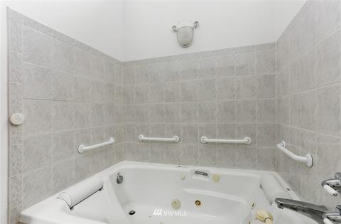 1337 Harding St, Enumclaw, WA 98022 photo 17