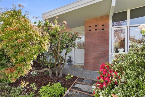 1337 Harding St, Enumclaw, WA 98022 photo 2