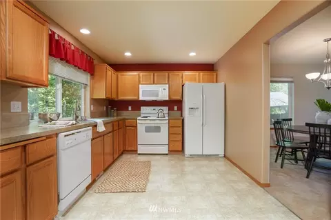 1107 181st Street Ct E, Spanaway, WA 98387 photo 4