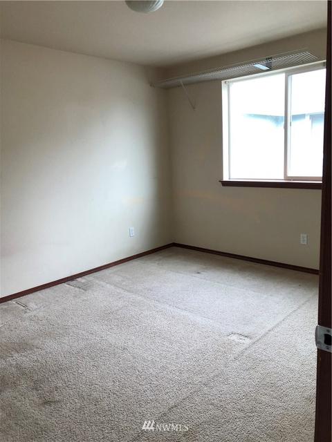 216 Phoenix Ave SW, Orting, WA 98360 photo 17