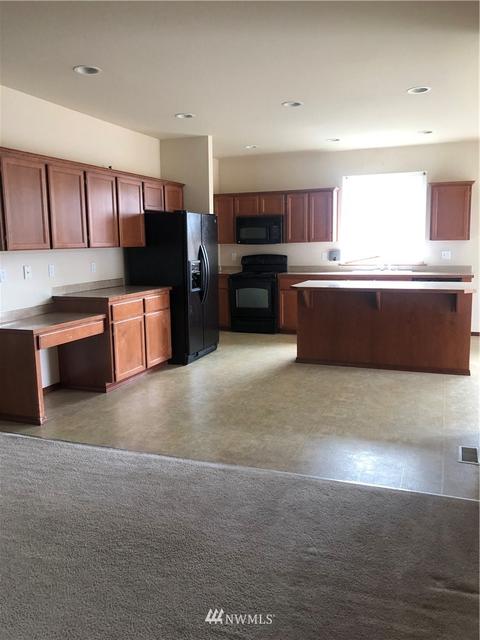 216 Phoenix Ave SW, Orting, WA 98360 photo 13