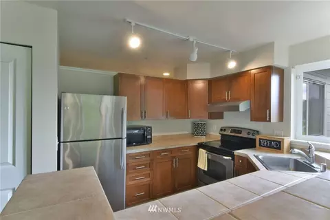 3926 243rd Pl SE #H304, Bothell, WA 98021 photo 6