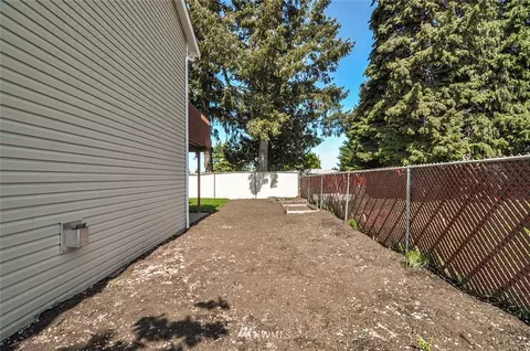 1215 E Casino Rd, Everett, WA 98203 photo 30
