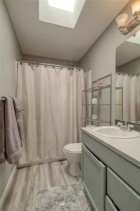 1215 E Casino Rd, Everett, WA 98203 photo 12