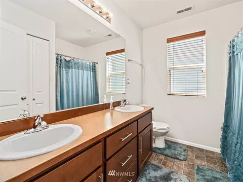 18520 35th Dr SE, Bothell, WA 98012 photo 22