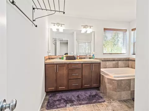 18520 35th Dr SE, Bothell, WA 98012 photo 18