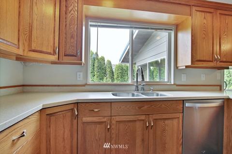 2914 Olympic Pl, Enumclaw, WA 98022 photo 13