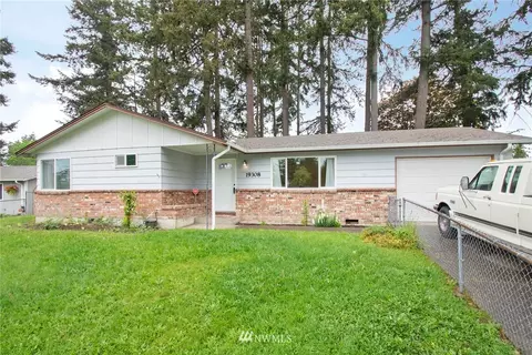 19308 Crescent Dr E, Spanaway, WA 98387 photo 2