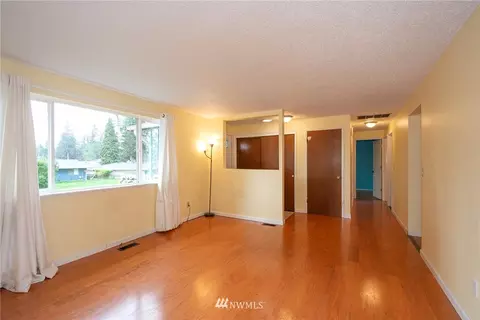19308 Crescent Dr E, Spanaway, WA 98387 photo 5