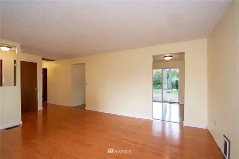 19308 Crescent Dr E, Spanaway, WA 98387 photo 7