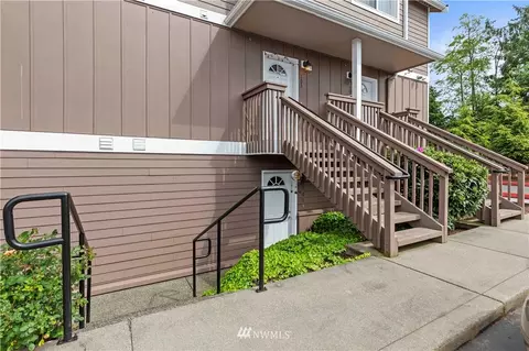 7220 Rainier Dr #101, Everett, WA 98203 photo 2