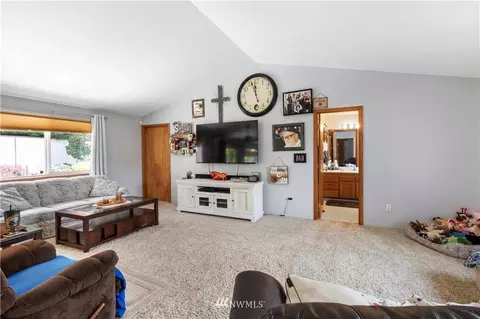 15425 148th Avenue Ct E, Orting, WA 98360 photo 7
