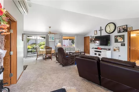 15425 148th Avenue Ct E, Orting, WA 98360 photo 6