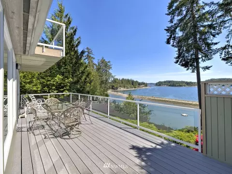 120 E Bahama Dr, Grapeview, WA 98546 photo 3