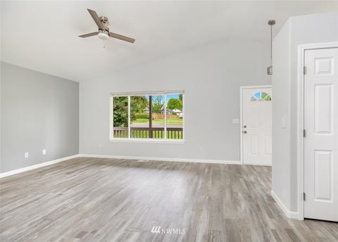 1725 Walnut St, Everett, WA 98201 photo 8