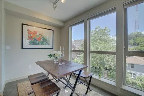1420 E Pine St #E505, Seattle, WA 98122 photo 8