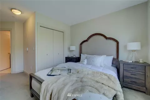 1420 E Pine St #E505, Seattle, WA 98122 photo 12