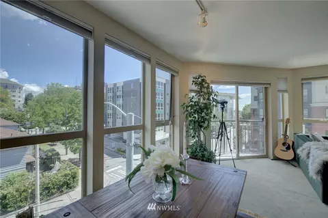 1420 E Pine St #E505, Seattle, WA 98122 photo 9