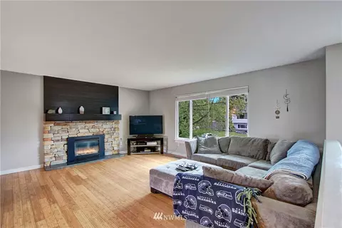 20705 11th Dr SE, Bothell, WA 98012 photo 3