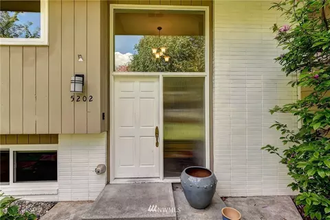 5202 Sound Ave, Everett, WA 98203 photo 2