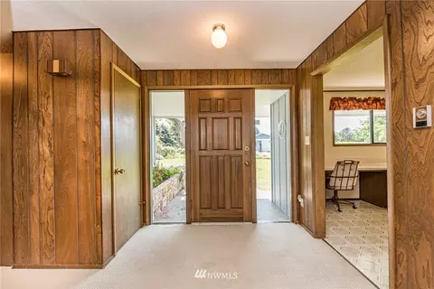 820 Thornton Dr, Sequim, WA 98382 photo 3