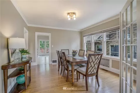 548 N 68th St, Seattle, WA 98103 photo 5