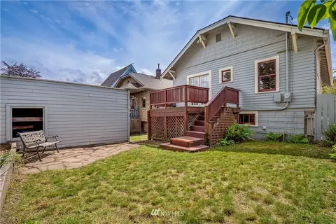 548 N 68th St, Seattle, WA 98103 photo 17