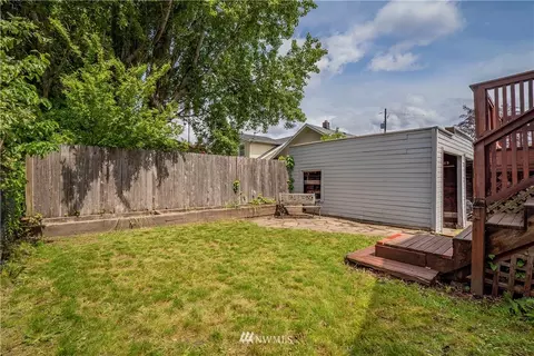 548 N 68th St, Seattle, WA 98103 photo 19