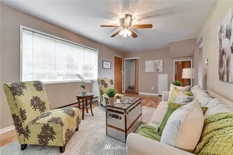 5403 S 3rd Ave, Everett, WA 98203 photo 9