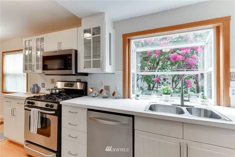 1609 Rucker Ave, Everett, WA 98201 photo 7