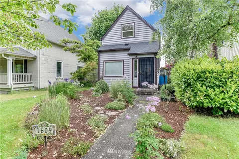 1609 Rucker Ave, Everett, WA 98201 photo 1