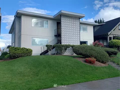 2105 Colby Ave, Everett, WA 98201 photo 2