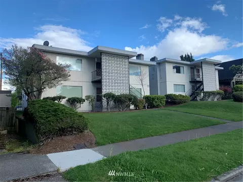 2111 Colby Ave, Everett, WA 98201 photo 2