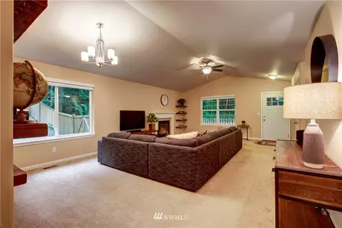 2733 86th St SE, Everett, WA 98208 photo 4