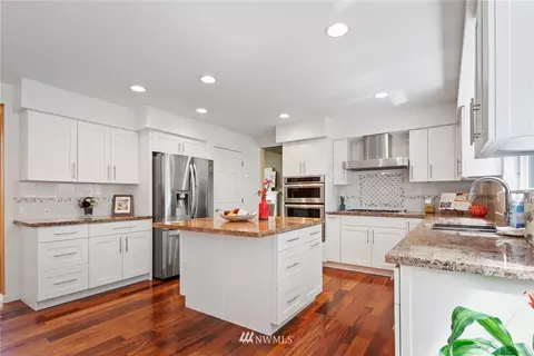 10409 NE 151st Pl, Bothell, WA 98011 photo 9