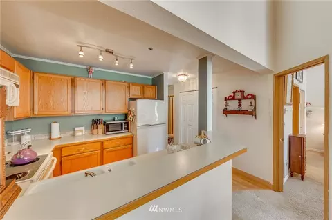 17300 91st Ave NE #E301, Bothell, WA 98011 photo 8