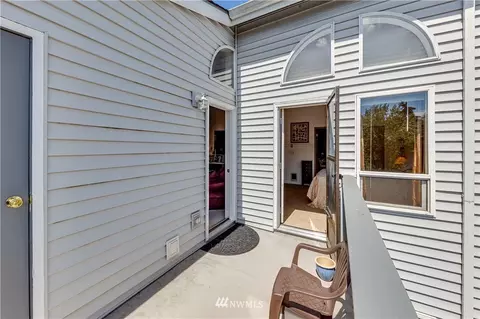 17300 91st Ave NE #E301, Bothell, WA 98011 photo 23