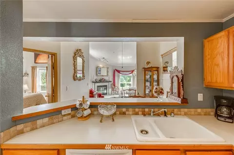 17300 91st Ave NE #E301, Bothell, WA 98011 photo 9