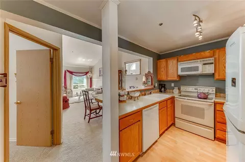 17300 91st Ave NE #E301, Bothell, WA 98011 photo 15