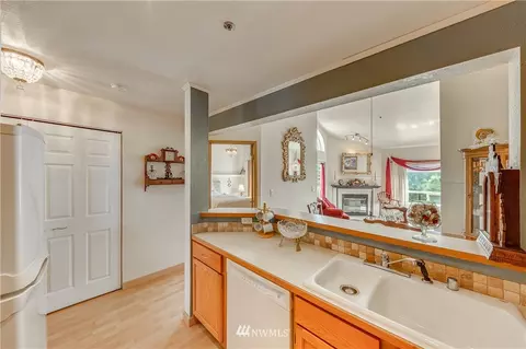 17300 91st Ave NE #E301, Bothell, WA 98011 photo 7